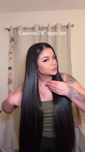 Laavoo 28” Tape In Extensions Application Guide