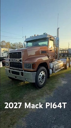 Mack Pinnacle PI64T Day Cab MP8-505 mDrive 12 Speed | Full Specs & Walkaround