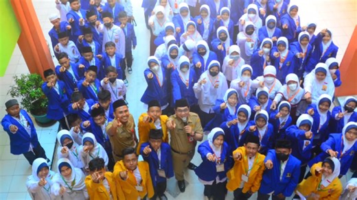 MODESLKA JOIN THIS TREND!❤️‍🔥 Kalian pengen tau, keseruan kegiatan MPLS 2023 MODELSKA? Pantengin terus Instagram IPM yaa! @pripm_modelska #MODELSKASIX #mplsbarengmodelska