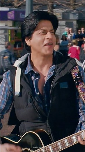 SRK Sings ‘Challa’ & We Fall In Love With His CHARM 😍🎸 #JabTakHaiJaan