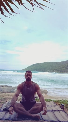 Cory Gooch on Instagram: "Finding my center where the earth meets the edge. 🌊 There’s a specific kind of clarity that comes with the tide—reminding me to let go of what’s passed and stay present in the flow. ​Why I do this: ​To match my breath to the rhythm of the waves. ​To feel grounded by the sand and expansive like the horizon. ​To clear the mental noise with a little "blue mind" therapy. ​#beachmeditation #mindfulness #innerpeace #grounding"