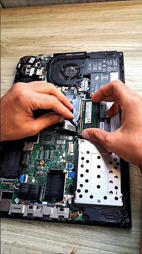 How to put RAM in Laptop | Lenovo ThinkPad