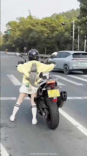 Too Short… Too Smart 😳