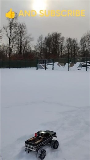 6°F, I SHOVELED THE SKATEPARK. LET'S GO RC FUN 🥶👍
