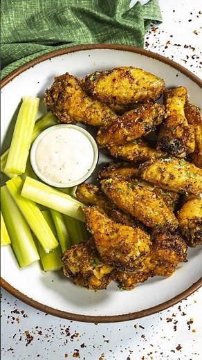 Why Are These Baked Garlic Parmesan Wings So Good?