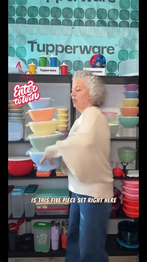 Tupperware Servalier Bowls Set of 4