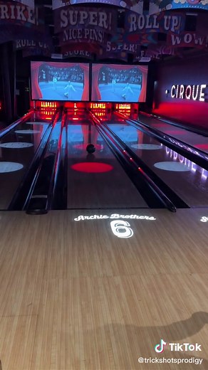 The last pin had an outro!🎳😂 #trickshot #bowling #archiebrothers | bowling