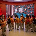 视频：中国四川一座新建桥梁部分坍塌