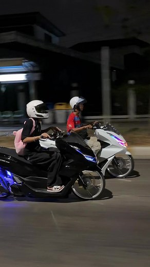 แต่งรถ PCX 160 สวยงามด้วยล้อ 17