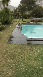 Oficially snowing in Vryheid (residential area close to Vryheid Hill) - hello ‘Snow-tember’… | Vryheid Herald Newspaper