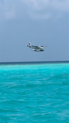Yoosuf Thahseen Ahmed on Instagram: "Seaplane Landing 🛬"