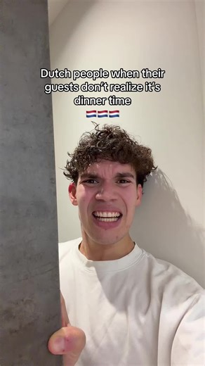 Dutch people when their guests don’t realize it’s dinner time. Get out of my house! #livinginthenetherlands #nederland🇳🇱 #dutchculture