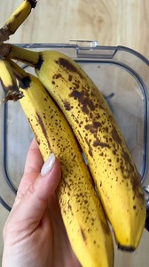 163K views · 973 reactions | Blueberry banana smoothie Instructions: Add all the ingredients to a high-speed blender or food processor. (1 cup fresh or frozen blueberries, 2 large fresh or frozen bananas, 1 1/2 cups milk of choice, 1 tablespoon chia seeds, and ice if using) Process until smooth. Serve immediately and enjoy! | Healthy Fitness Meals | Facebook