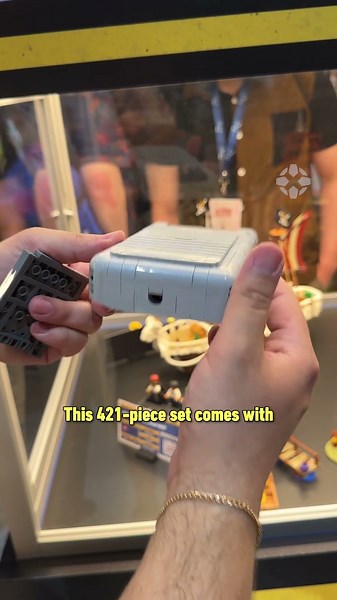 The LEGO Game Boy is playable (kinda) Presented by @NintendoAmerica #sdcc