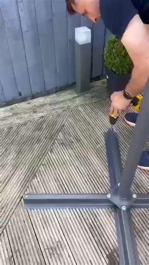 Transform your outdoor area into a serene, shaded sanctuary with our elegant garden parasols. | Vonhaus