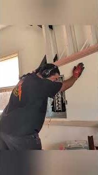 Replacing a panel in less than 3 minutes #construction #electrical #music #electricalwork