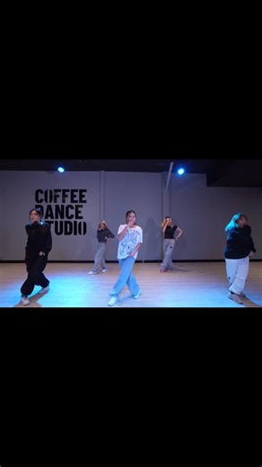 Coffee Dance Studio on Instagram: "Original Hip-hop Dance Choreography by Rylan @rylanbonnv “Standing Next to You” Group practice🎬 #coffeedance #hiphopdance #choreography"