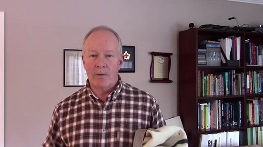 Make your own knife sheath from PVC: Easy DIY tips