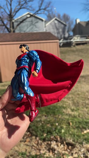 Superman Action Figure Review: Eye Lasers Included