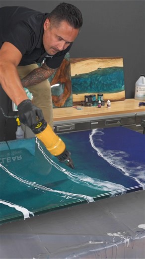 🌊 YOU’RE DOING THIS WRONG WITH OCEAN WAVES IN EPOXY 🌊 Mica powders are amazing for blues—navy, turquoise, aqua—they give you depth and richness. 💙 But here’s where most people mess up: using mica for white. ❌ It turns cloudy, weak, and your foam effect looks fake. The fix? 👉 Always use liquid pigment for white. When you blow it with a heat gun, it spreads clean and sharp—breaking into foamy wave patterns that look just like the ocean. 🌟 Mica for the blues. Liquid pigment for the white. That
