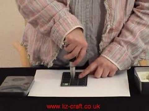 Making Memories Instant Eyelet Setter Demonstration