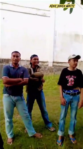 “When Competition Turns Into Reflection”