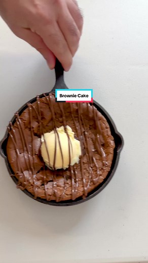 Easy Two-Ingredient Brownie Cake Recipe