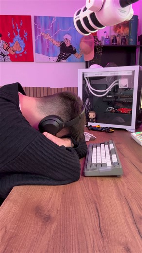 Llevo haciendo eso meses, y gracias a ello noto que he mejorado una barbaridad ✌🏻 . . #programacion #javascript #desarrollo #desarrolloweb #ia chatgpt diseño reactjs github newsletters