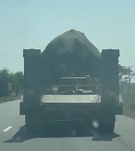 ကရင်ဘက်ကို သံချပ်ကာကားတွေ ပို့တာဘာလုပ်ဖို့လည်း | Robert Heimer