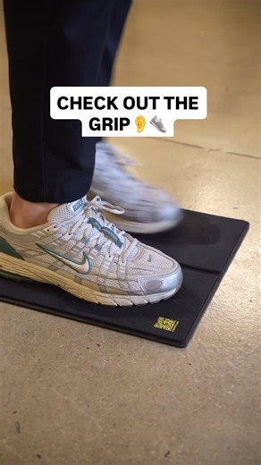 Get the grip difference with our Grip Mat 👂👟 #EDGE #Advanced #grip #system #sneakers #ball #athletes | EDGE Traction Spray