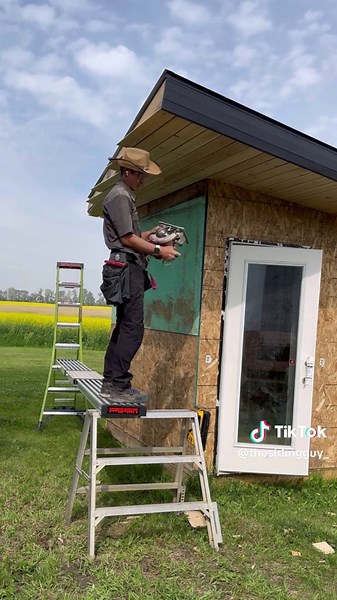 Effortless Soffit Installation Tips for Tiny Houses
