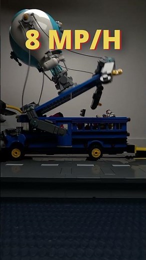 1-10 mph Fortnite Battle Bus LEGO 77073