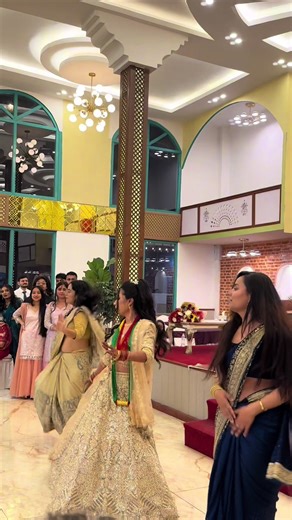 Surprise Dance Performance for the Wedding