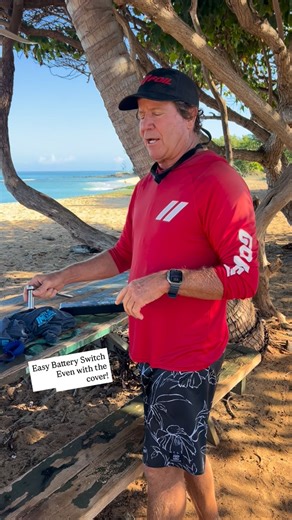 Go Foil on Instagram: "Changing the @foildrive Battery made easy. Even with a Cover, you can Easily change the foil drive battery with our “ slide out the back” system. We have been using this same track and bolt system since March or April of 2024. It just makes sense.! • @gofoilboards 4’11” model. We also have a 4’6” and a 5’6” model. • We will post another video without the Cover showing how you can switch battery even quicker!"