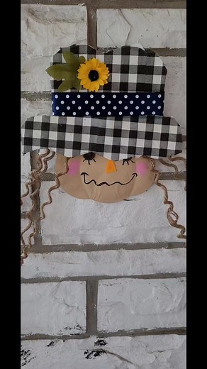 2.6K views · 121 reactions | Easy Dollar Tree Diy Scarecrow I absolutely love this Scarecrow. She's so easy to make and so stinking cute. I guess we're going to have to make a boy . #easydiy #scarecrow #falldecorations #dollartreediy #craft #fall #dollhouse #passionatepaintedlady | The Passionate Painted Lady | Facebook