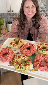These Cornflake Wreaths are always one of our favorite holiday treats! You can always press down into a pan and make bars out of these too, save this recipe!For each color I used 2 tbs. butter, 1/2 bag of mini marshmallows and 2 1/2 cups of Cornflakes. This is such an easy treat to throw together and tastes delicious! I’m sharing the heart candies I used on LTK 👉 https://liketk.it/4romI, search for YWM_Family follow us there to easily shop our videos. ❤️#holidaytreats #cornflakewreaths #cerealt