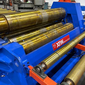 [Hot Item] 4-Roll Plate Rolling Machine with 7m Feeding Table and Both Sides Support