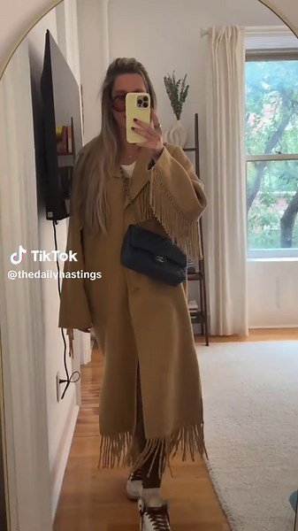 Outfit of the Day: Chic Fringe Jacket Style