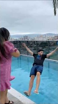 This beautiful architect had a surprise with a pool cleaner #soap operas #soap operas #soap opera...