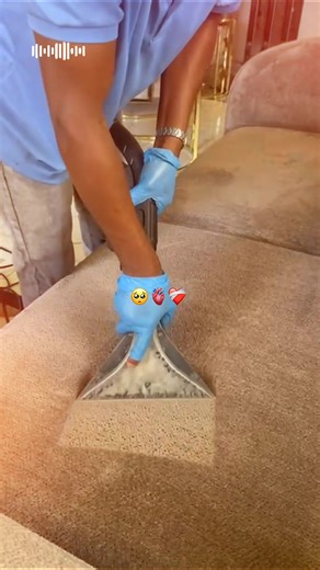 Maydhista Fadhiyada ☎Contact us 252 89 22222 www.xayaab.com #cleaning #cleanup #nadiifin #posrconstructioncleaning #chaircleaning