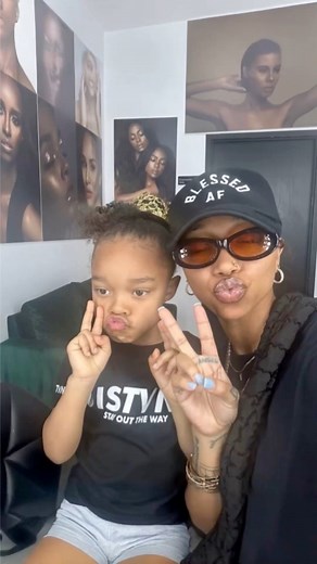 Zonnique and her beautiful daughter, Hunter! | Qiana Sykes Daily