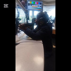 Dlamini omncinci's interview ku Masithethe Mtshana at UMhlobo Wenene FM 88 - 106 | Simanye Mapempeni