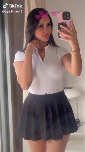 Vidéos de AYA model3 (@aya.model3) avec son original - AYA model3