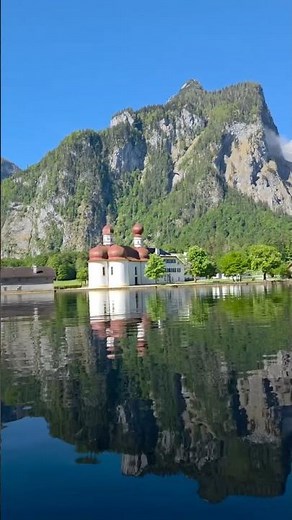You just found the most magical lake in Germany! 🇩🇪🏔️✨ #königssee #bavaria #germany #nature