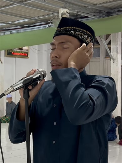 Azan Asjal Ruwhi: Lirik dan Rekaman Paling Merdu
