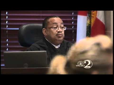 Spectator Held In Contempt At Casey Trial