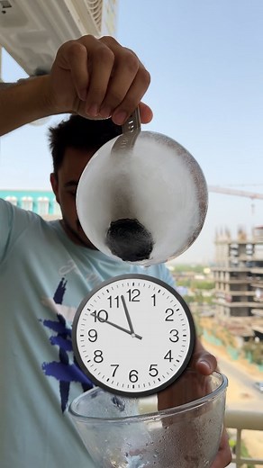 Sabse majboot Ghadi.....😱 . . Next level Experiment . . . #watch #experiment #dailytech #techy #mostpopularvideos #tech #instareel #reelitfeelit #viralvideos #likecomments #trending #trend #strong #mehngighadi #watch #expensive #intrestingvideos | Tech Master