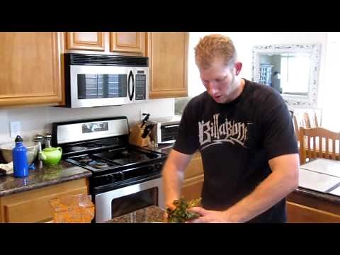 5 ingredient Kale Chips, Can't Eat Just One!!