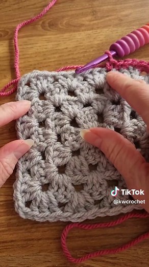 Adding a Simple Border to Your Granny Square