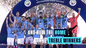 Are you a Manchester City fan? 🔵 Then you need to experience the 🏟 Manchester City Stadium Tour! This 75-minute tour takes you behind the scenes of the Etihad Stadium, where you'll get to walk in the footsteps of your favourite players. You'll also get to visit the multi-award-winning 🏆 Tunnel Club, explore the home dressing room, and walk down the players' tunnel. Tours are available in 🌍 multiple languages, so everyone can experience the magic of City. Book your tour today 👉 https://buff.